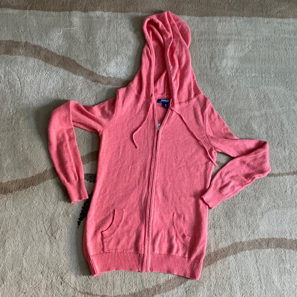 2/12!!! 🌸 Old navy zip up sweater coral color